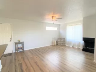 Photo #4: 6075661 Listing