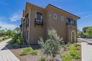 Photo #1: 6075674 Listing