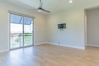 Photo #4: 6075674 Listing