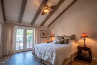 Photo #6: 6075742 Listing