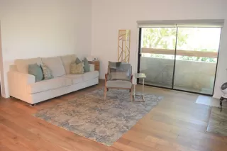 Photo #3: 6075747 Listing 