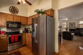 Photo #3: 6075880 Listing 