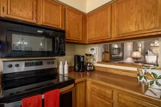 Photo #4: 6075880 Listing 