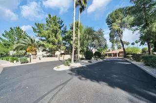 Photo #4: 6076001 Listing