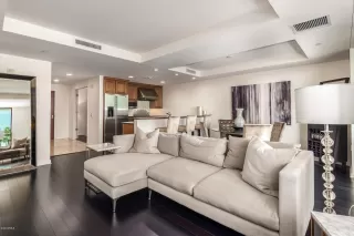 Photo #3: 6076094 Listing