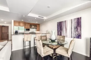 Photo #5: 6076094 Listing