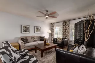 Photo #2: 6076267 Listing 