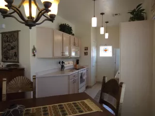 Photo #4: 6076328 Listing