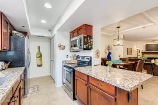 Photo #1: 6076608 Listing