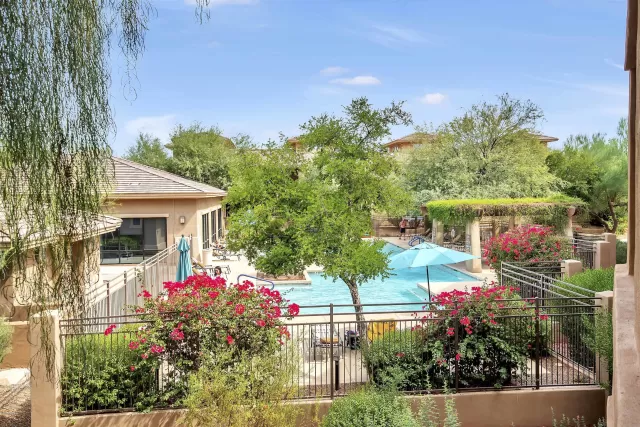 MLS: 6076912 Condo For Sale