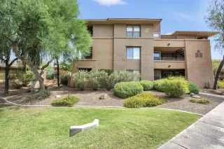 Photo #3: 6076912 Listing