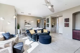 Photo #3: 6077114 Listing