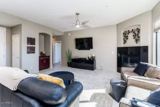 Photo #6: 6077114 Listing