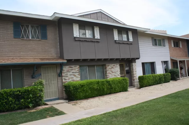 MLS: 6077891 Condo For Sale