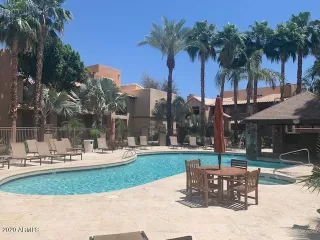 Photo #2: 6077904 Listing