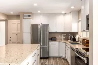 Photo #2: 6077964 Listing