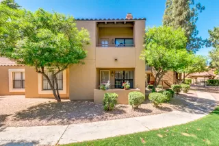 Photo #3: 6078021 Listing