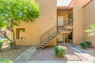 Photo #5: 6078021 Listing