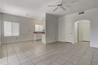 Photo #2: 6078088 Listing