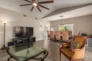 Photo #5: 6078131 Listing 