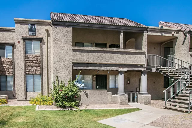 MLS: 6078282 Condo For Sale