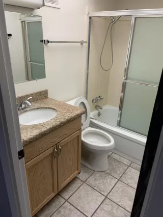 Photo #6: 6078420 Listing 