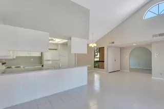 Photo #1: 6078510 Listing