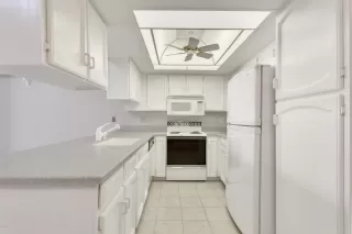 Photo #3: 6078510 Listing