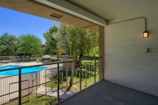Photo #5: 6078511 Listing