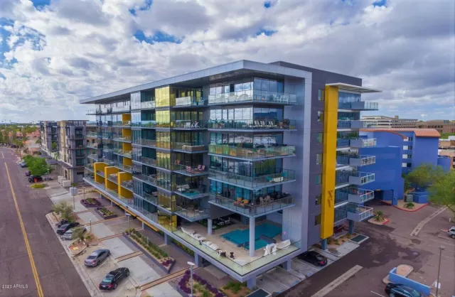 MLS: 6078572 Condo For Sale