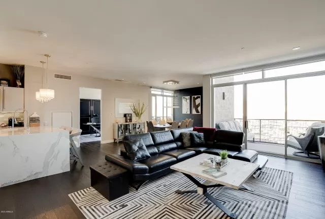 MLS: 6078631 Condo For Sale
