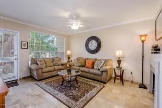 Photo #5: 6078727 Listing 