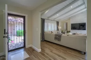 Photo #2: 6078928 Listing