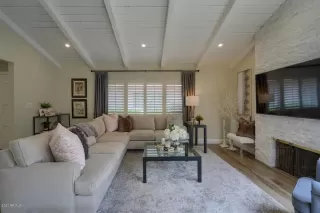 Photo #4: 6078928 Listing