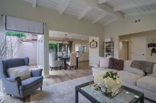 Photo #6: 6078928 Listing