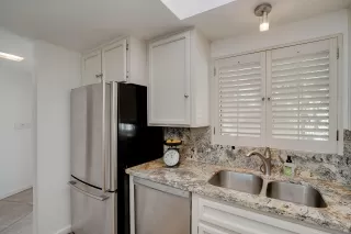 Photo #4: 6079222 Listing