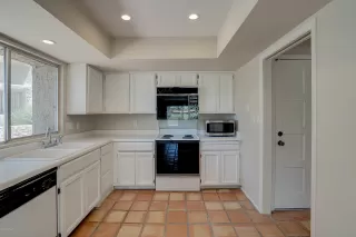 Photo #6: 6079448 Listing 