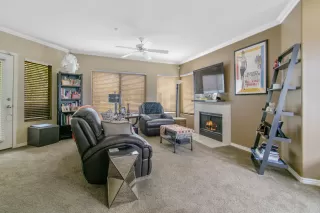 Photo #4: 6079849 Listing