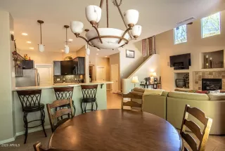 Photo #1: 6080079 Listing 