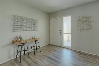 Photo #1: 6080194 Listing 