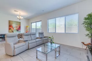 Photo #6: 6080340 Listing