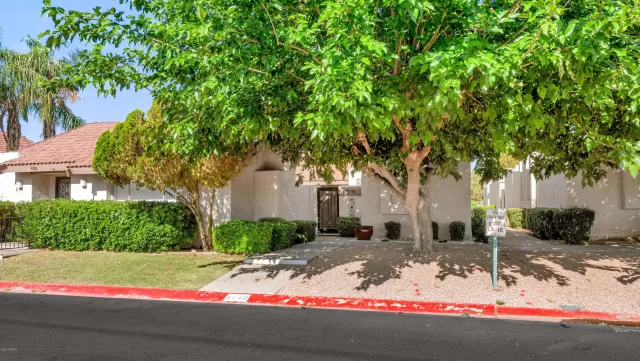 MLS: 6080838 Condo For Sale