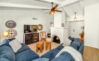 Photo #4: 6080838 Listing