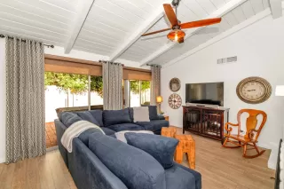 Photo #5: 6080838 Listing