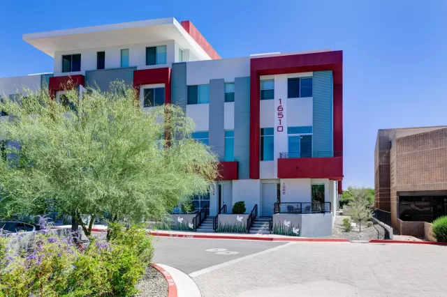 MLS: 6080868 Condo For Sale