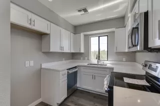 Photo #1: 6080933 Listing