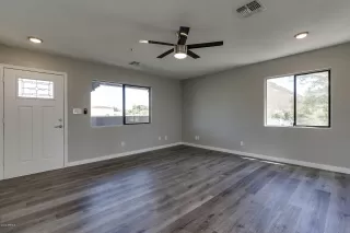 Photo #6: 6080933 Listing