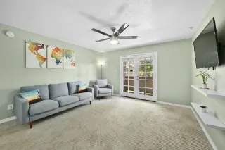 Photo #2: 6081063 Listing