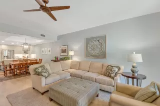 Photo #6: 6081081 Listing 