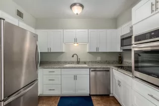 Photo #3: 6081174 Listing